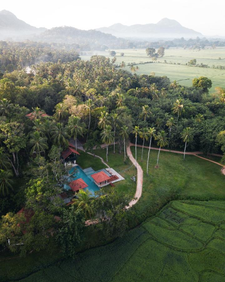 Jetwing Kaduruketha Hotel Wellawaya Exterior photo